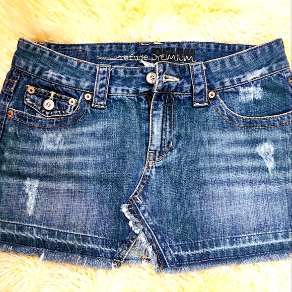 Denim Jean mini skirt - Picture 2 of 7